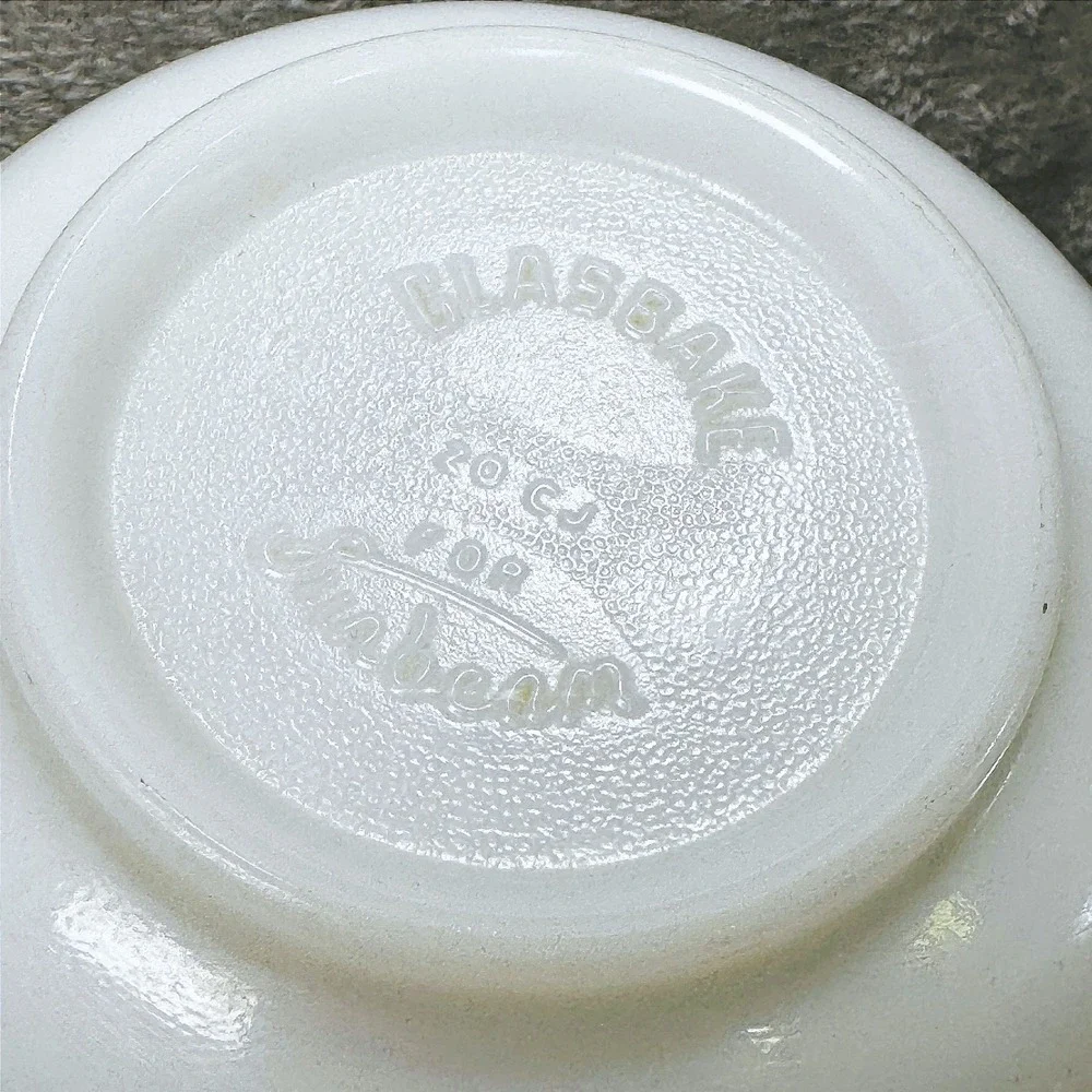 Vintage Glasbake for Sunbeam White Milk Glass Mixing Bowl with Spout 20 CJ 6.5in